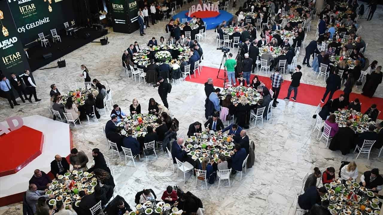 Gazze’nin feryadını sanatla dünyaya duyuran Joubran kardeşlerden vefa sofrası! Konser gelirleri iftar oldu