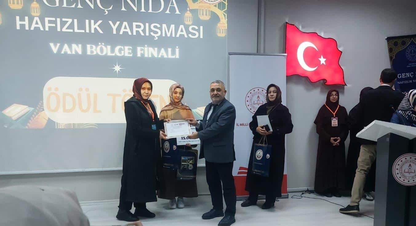 Genç Nida Hafızlık Yarışması Bölge Finali’nde Mardinli Öğrenci Birinci Oldu