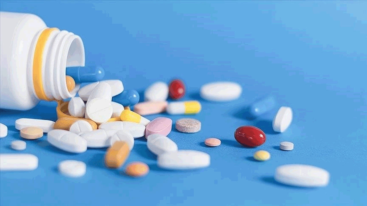 Gereksiz antibiyotik kullanımı can alıyor! Prof. Dr. Demiroğlu’ndan korkutan uyarı