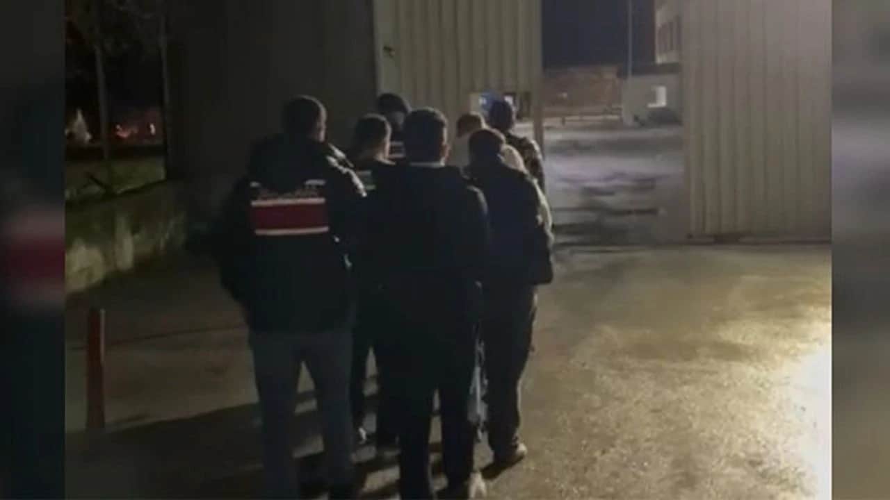 Göçmen kaçakçılarına darbe! 24 ilde 36 kişi tutuklandı