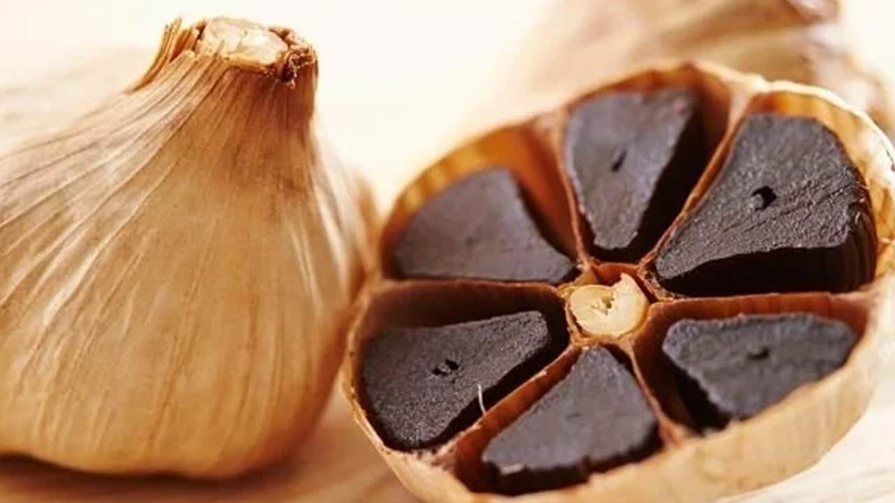Gücü hücreleri koruyor: Siyah sarımsak antioksidan deposu! Bilinmeyen yönü ile ilgili şaşırtan detay!