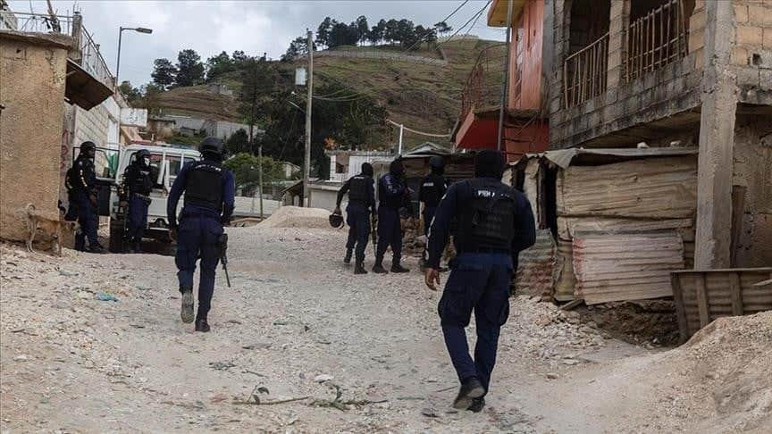 Haiti'de çete vahşeti: Çocuklar dahil 70 ölü!