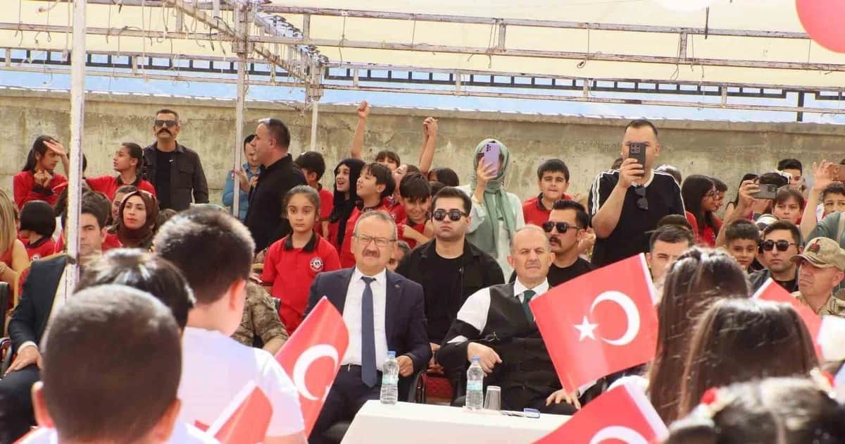 Hakkari'de İlköğretim Haftası kutlandı: 512 eğitim kurumunda 60 bin 712 öğrenci