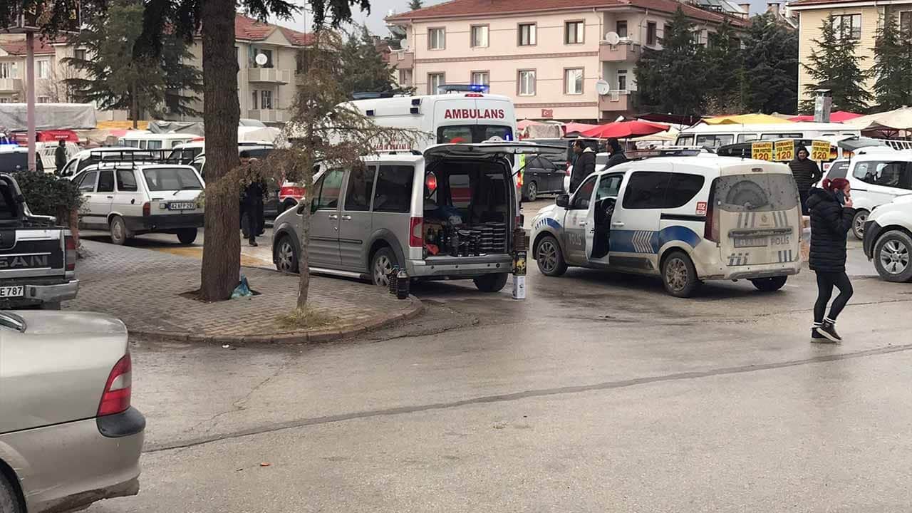 Halk pazarında gerilim tırmandı! Tartışma kanlı bitti!