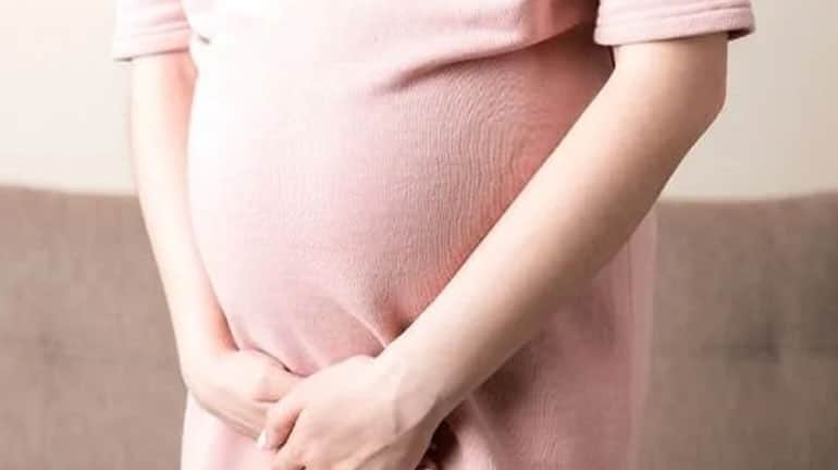 Hamilelikte karın ağrısı neden olur? Normal mi? Kontrolsüz biçimde ağrı kesici kullanmayın