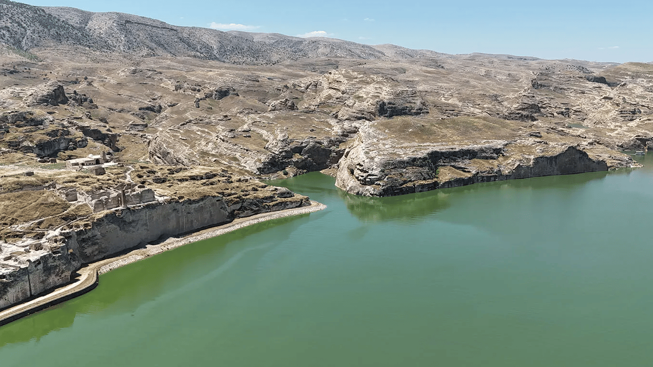 Hasankeyf'te su seviyesi yükseldi