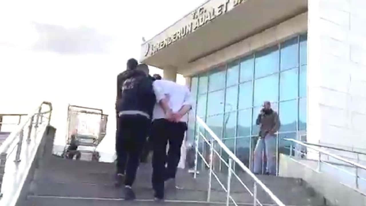 Hatay’da uyuşturucu operasyonu: 2 kişi paketlendi