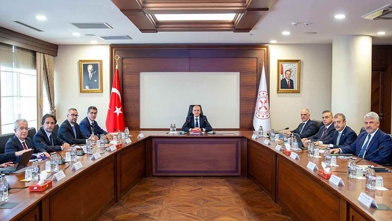 Hazine ve Maliye Bakanlığı: Finansal İstikrar Komitesi yarın sabah toplanacak