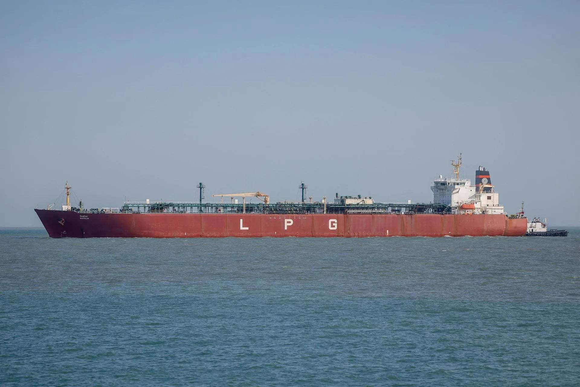 Hindistan'a ait LPG tankerleri Hürmüz Boğazı'ndan geçti