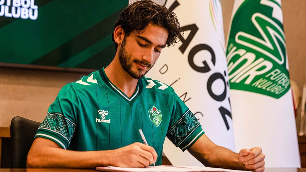 Iğdır FK savunmaya genç takviye! Yiğit Ali Buz ile 3+1 yıllık imza