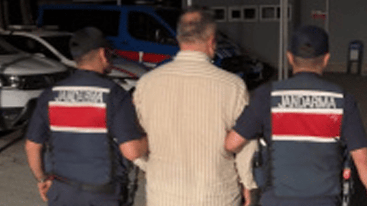 İki kişinin ölümüne neden olan şoföre ev hapsi verildi!