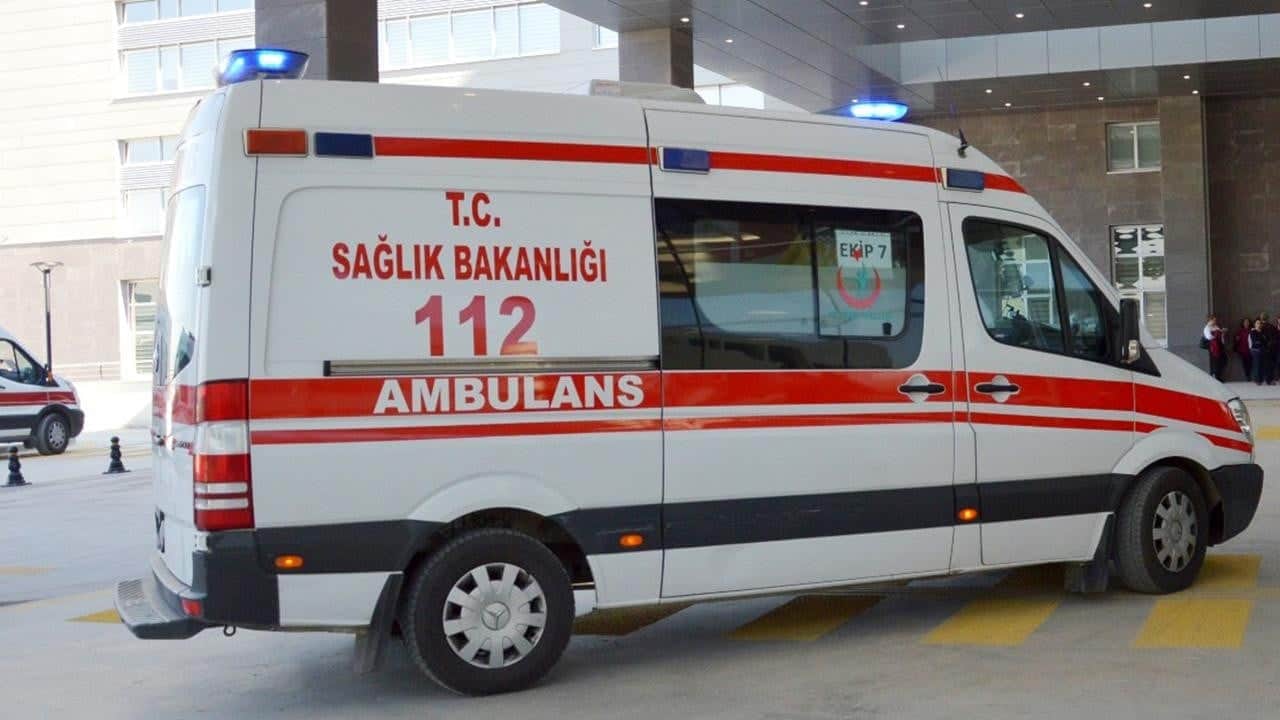İnegöl’de fabrikada gıda zehirlenmesi şüphesi: 20 işçi hastaneye kaldırıldı!
