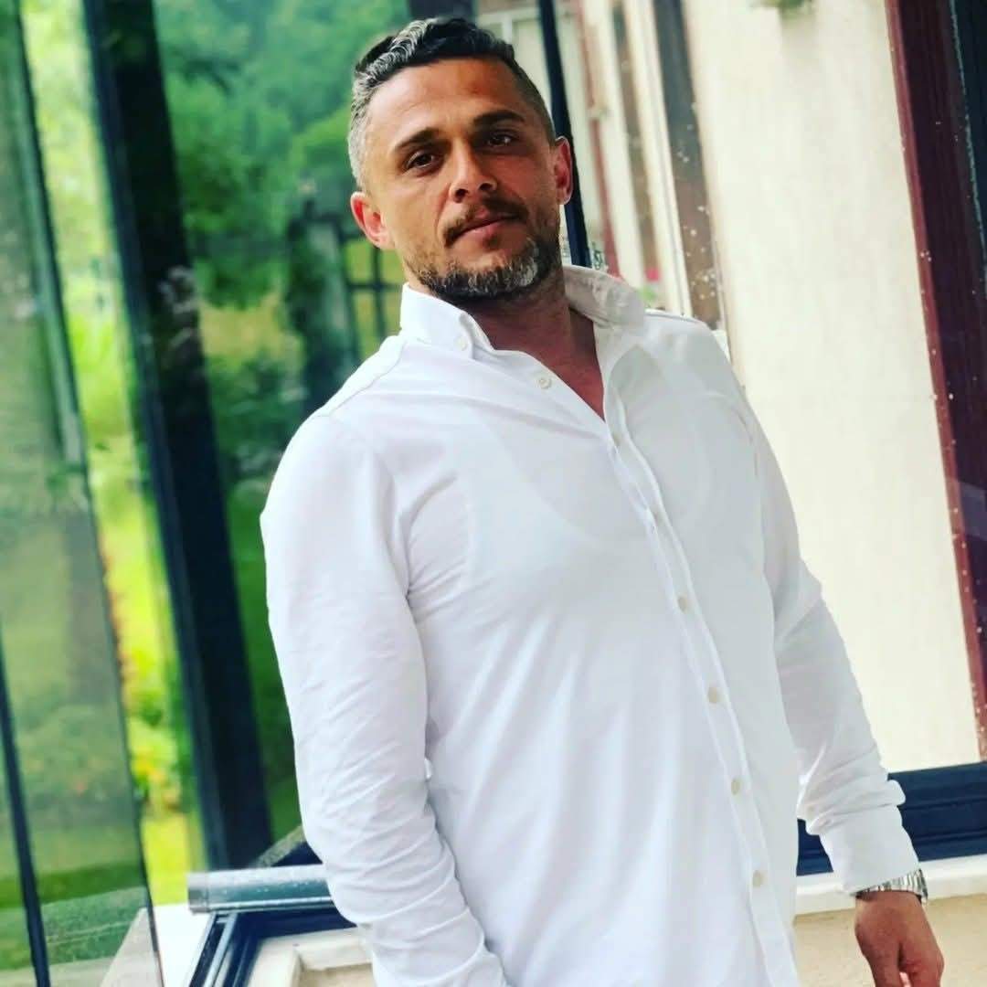İş ortağı tarafından tabancayla vurularak öldürüldü