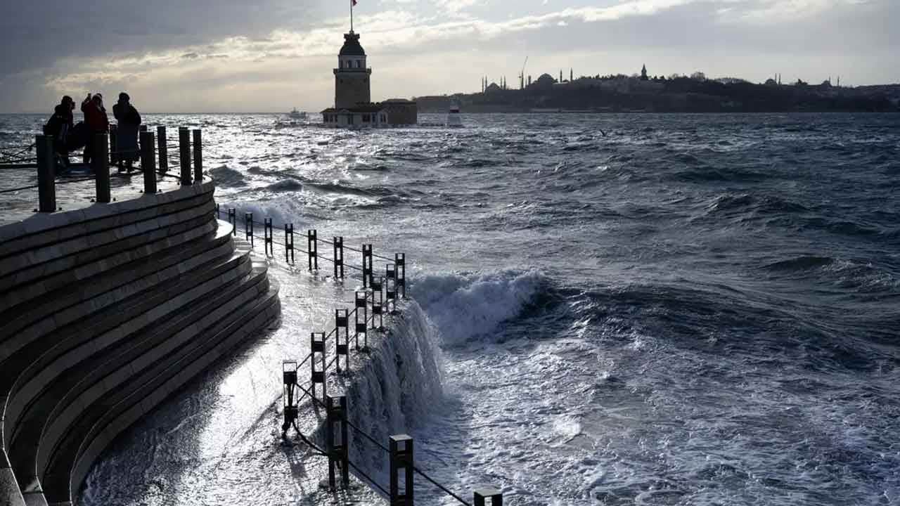 İstanbul için fırtına uyarısı