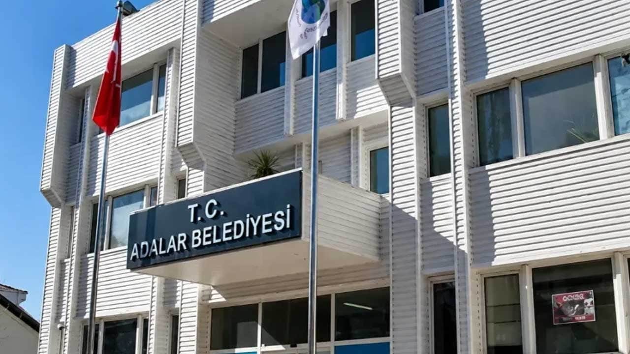 İstanbul Valiliği'nden Adalar Belediyesi açıklaması