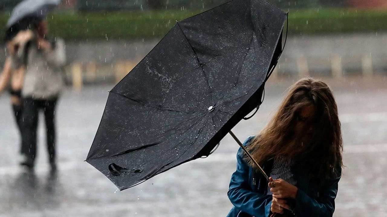 İstanbul Valiliği'nden kuvvetli rüzgar ve yağış uyarısı