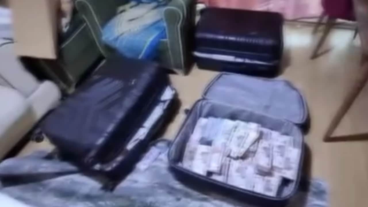 İstanbul'da 3 milyon sahte ABD doları jandarma tarafından ele geçirildi