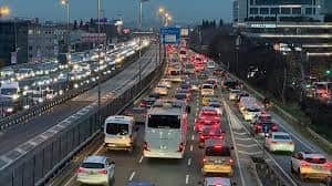 İstanbul'da iftar öncesi trafik yoğunluğu yüzde 85'e çıktı