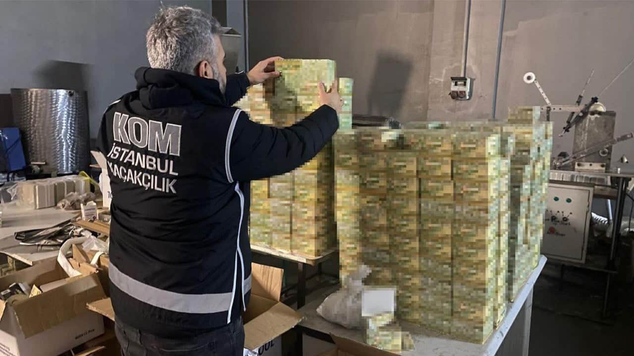 İstanbul'da sigara kaçakçılığı operasyonu: 22 gözaltı