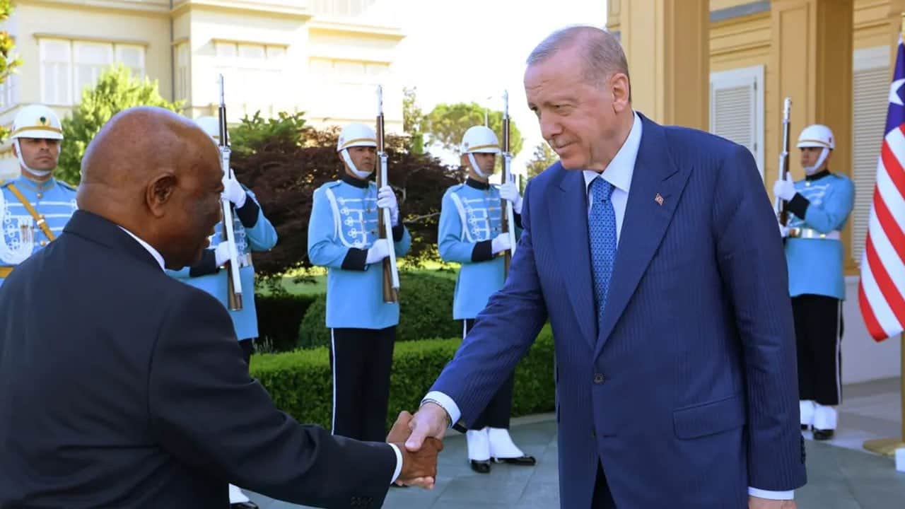 İstanbul'da tarihi diplomasi trafiği! Cumhurbaşkanı Erdoğan'dan dünyaya birlik ve beraberlik mesajı!