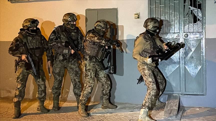 İstanbul'da terör örgütü DEAŞ’a operasyon: 13 zanlı yakalandı