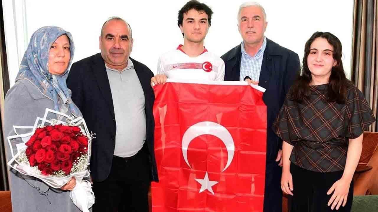İsteği yerine getirildi: CİMER’e şaşırtan Türk bayrağı talebi