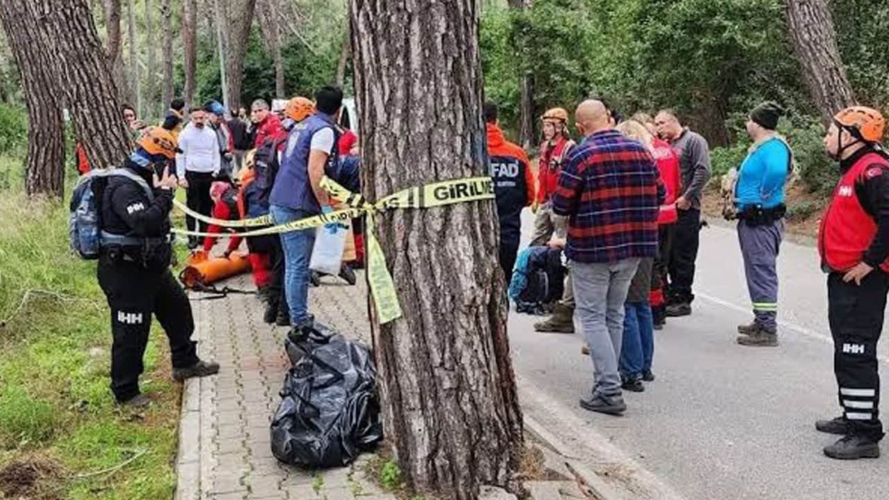 İstihbarat devreye girdi: Her yerde aranan Polonyalı turist ormanda asılı bulundu