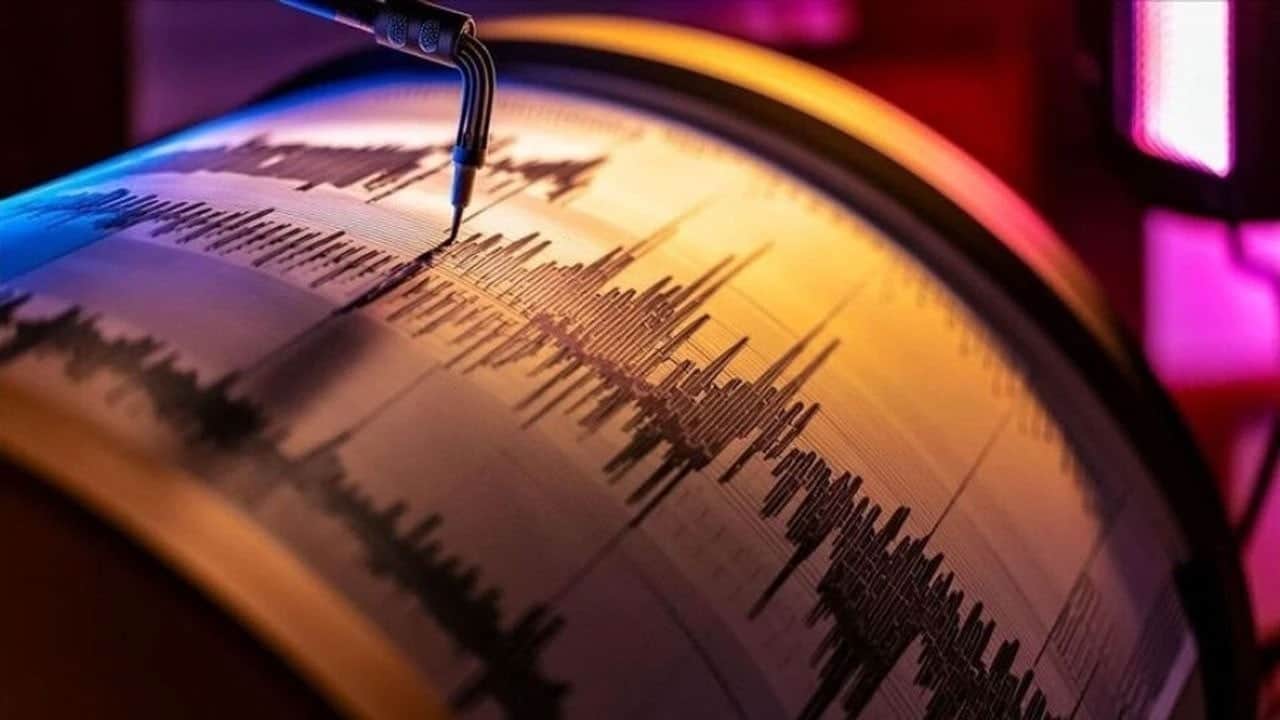İtalya açıklarında korkutan deprem