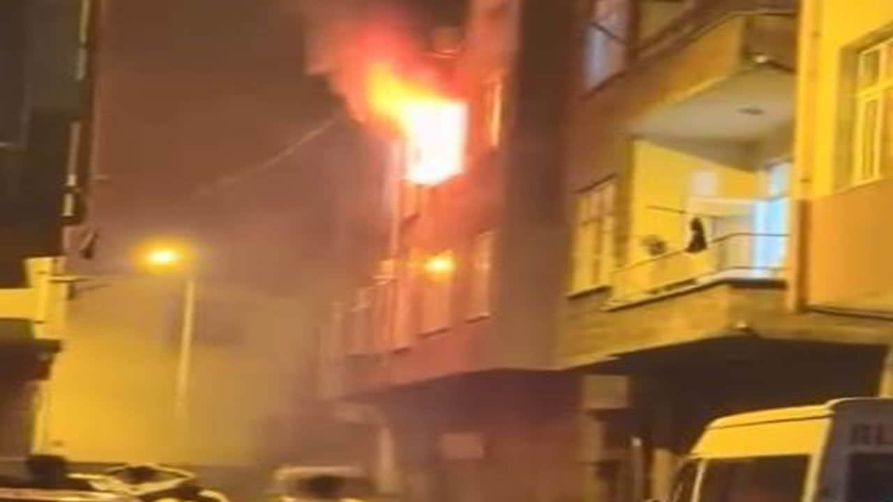 İtfaiye söndürünce yeniden yakmıştı! Artvin'de iki kez yanan evi kundaklayan eski eş tutuklandı
