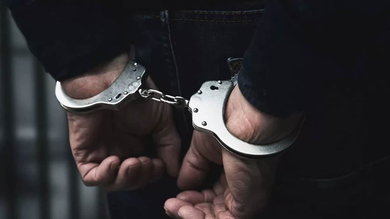 İzmir'de DEAŞ operasyonu: 4 kişi paketlendi
