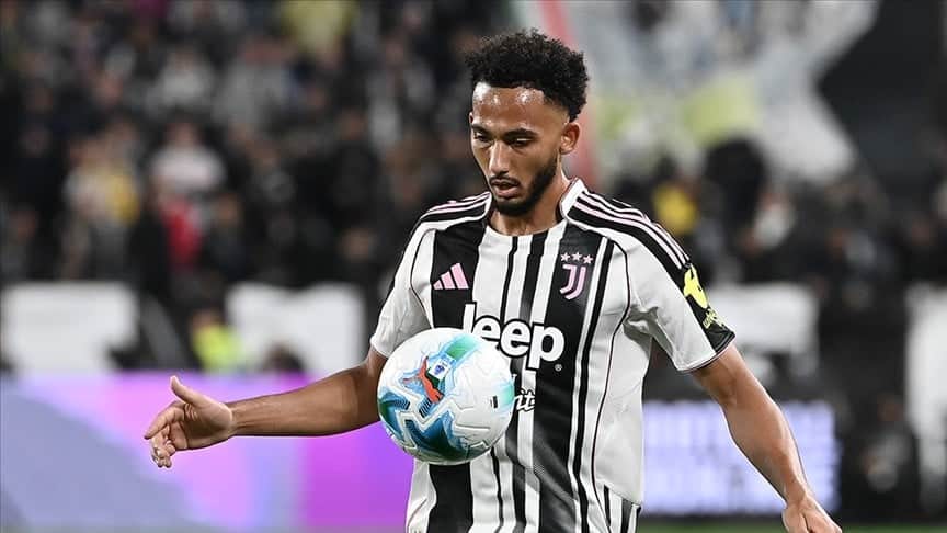 Juventuslu futbolcu Kelly, ırkçılığa maruz kaldı