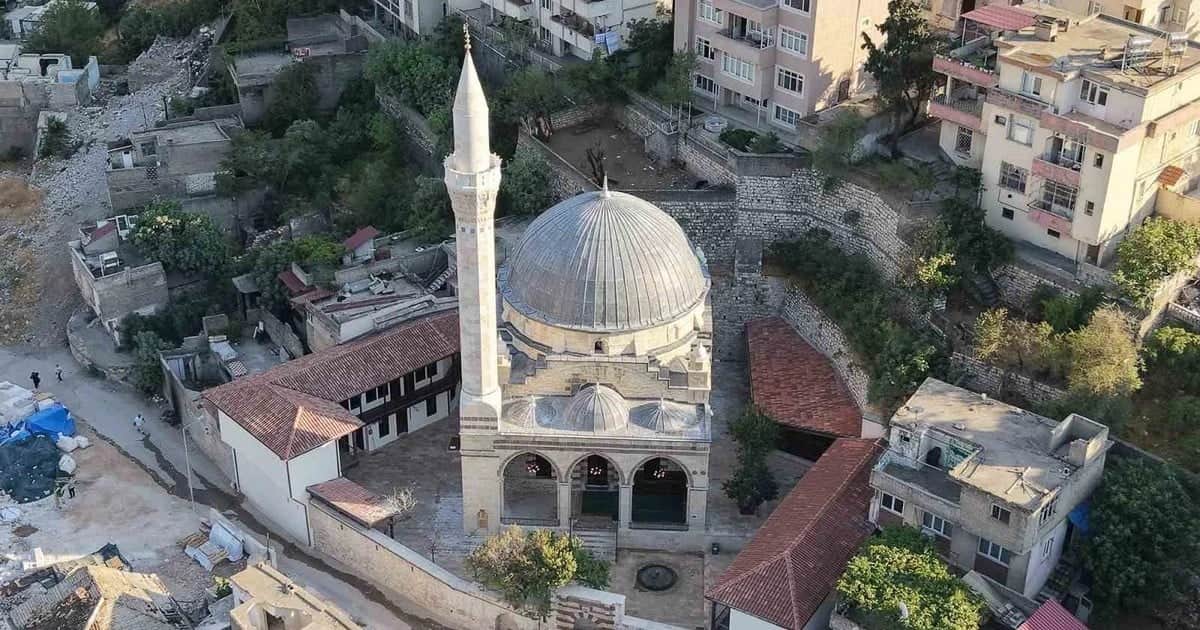 Kahramanmaraş'ta depremde hasar alan 5 cami 16 Eylül'de yeniden ibadete açılıyor