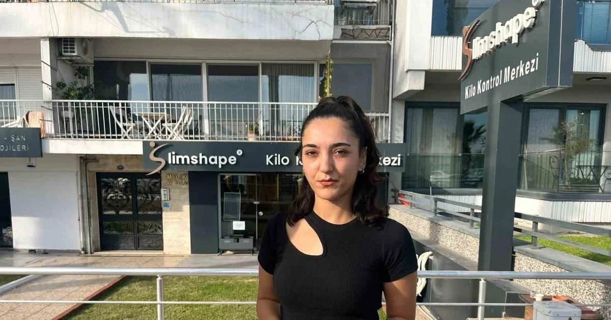 Karşıyaka'da duş bölümünde kamera çıkan salonun işletmecisinden marka suikastı iddiası