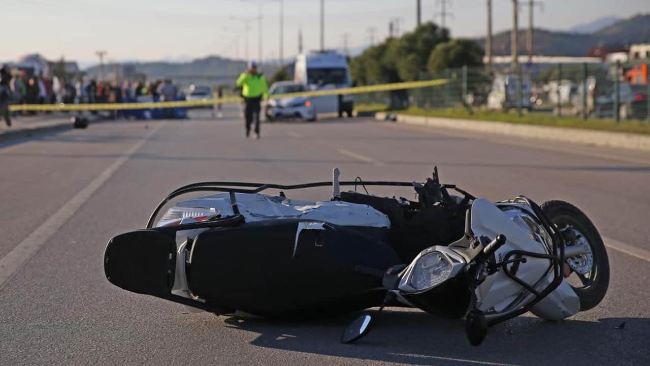 Kars’ta feci kaza! Genç sürücü hayatını kaybetti