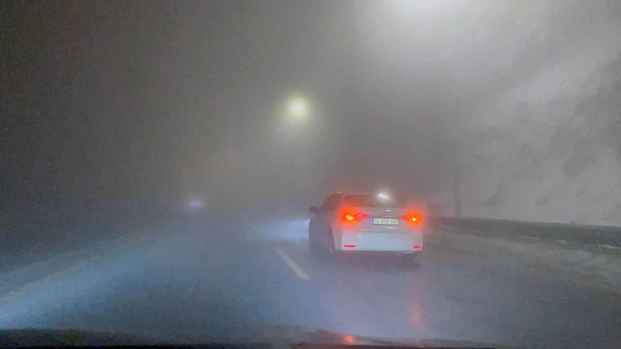 Kayseri-Erciyes yolunda tehlikeli sis