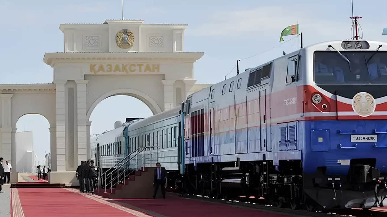 Kazakistan’da tren seferlerinde ‘Kadın Vagonu’ uygulaması başlıyor
