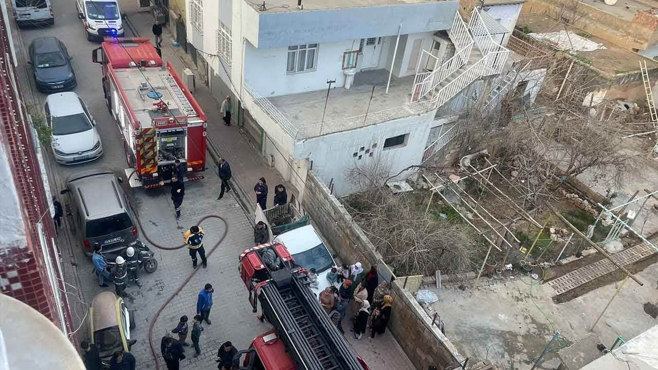 Kızıltepe'de korkutan yangın! Alevler daireyi sardı!