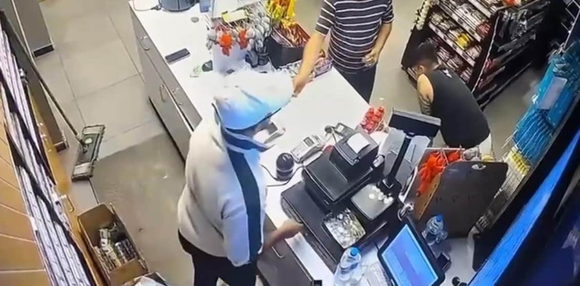 Kocaeli’de husumet büyüdü! Genç adam silahlı saldırıda hayatını kaybetti!