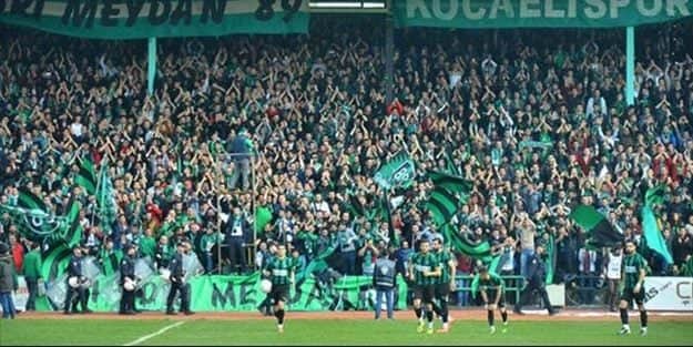 Kocaelispor'da iç transfer hareketliliği! Umut Can Aslan’la yollar ayrıldı, Esat Yusuf Narin kiralandı!