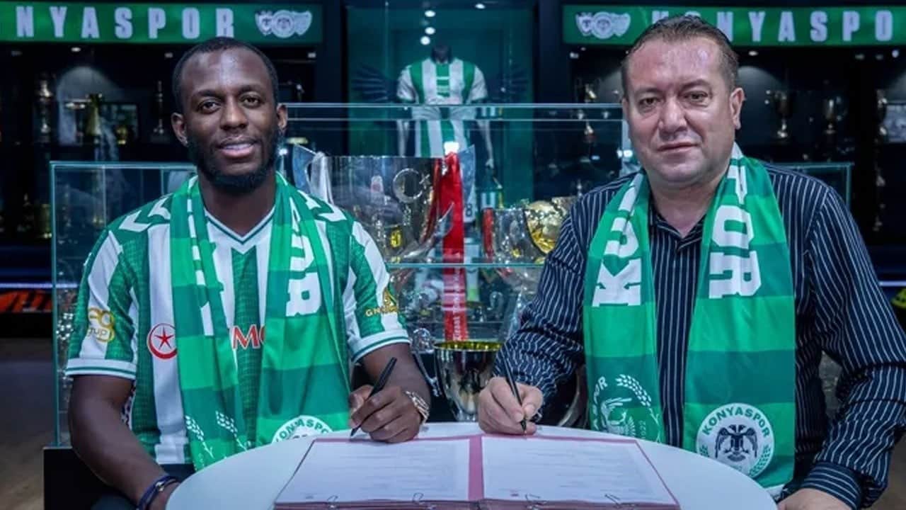 Konyaspor yeni transferini duyurdu