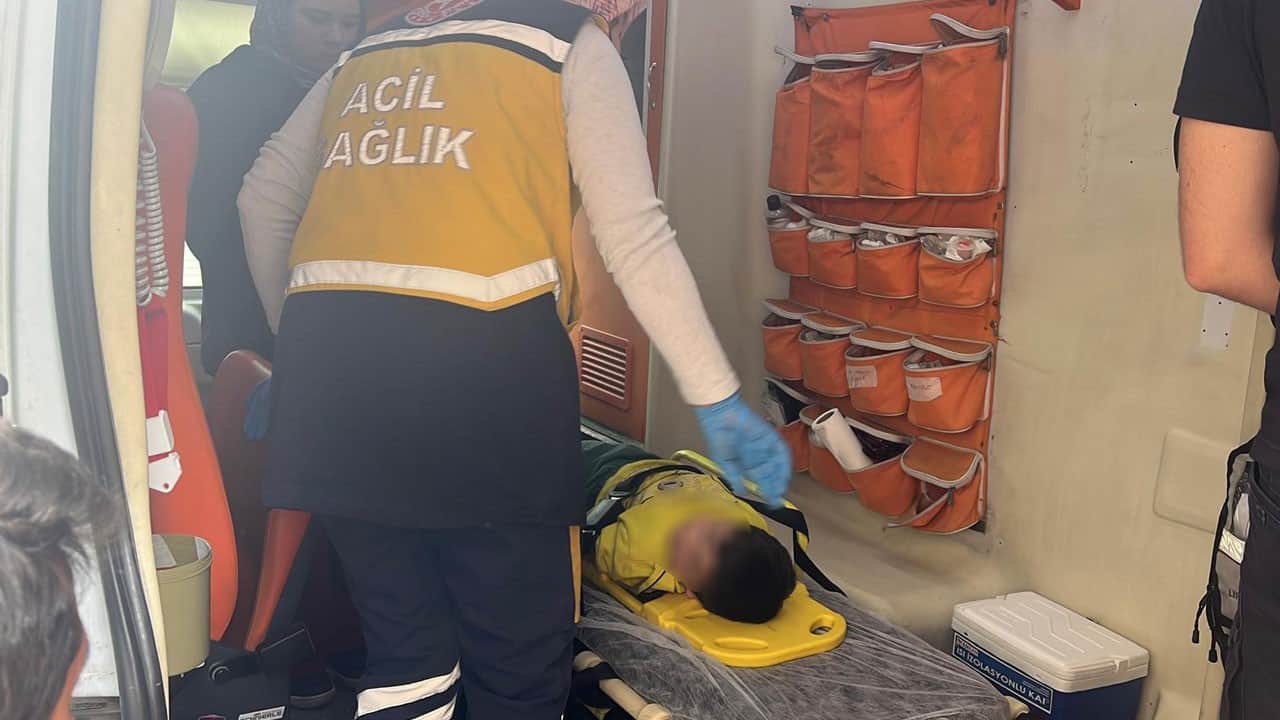 Korkunç olay! 2 kardeş balkondan düştü