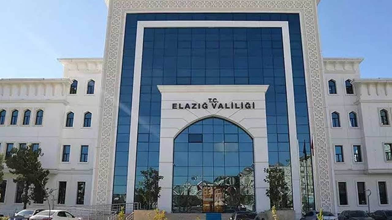 Korkutan deprem sonrası Elazığ Valiliği'nden flaş açıklama