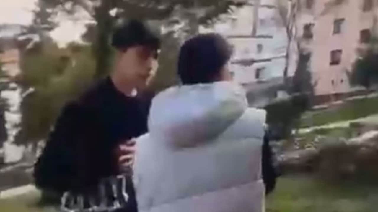 Liseli öğrenci hastanelik oldu! Gençler arasında şiddet olayları bitmek bilmiyor
