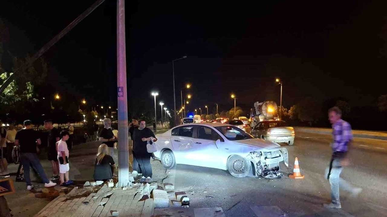 Makas terörü! Çok sayıda yaralı var
