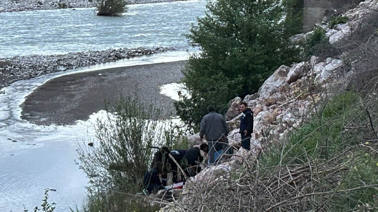 Manzara izlerken az daha canından oluyordu!