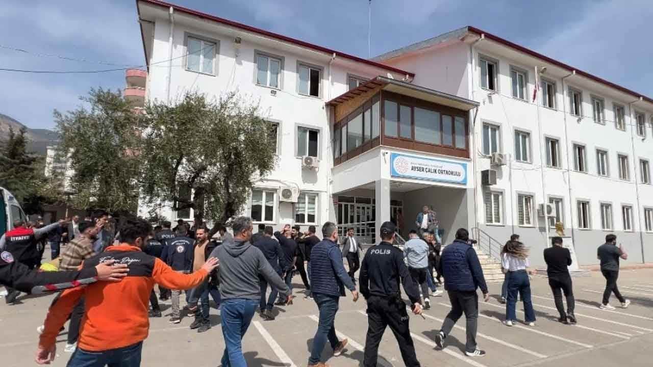 Maraş'ta evlat nöbeti acı bekleyişe dönüştü!