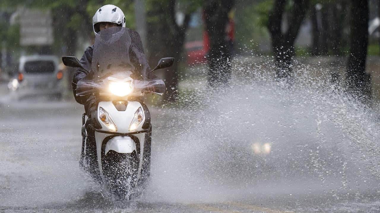 Marmara’da kuvvetli yağış! Motosiklet ve motokuryelere geçici trafik yasağı geldi