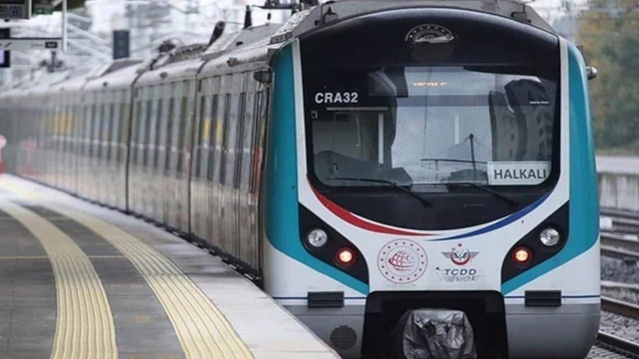 Marmaray'da bir intihar daha: Yenikapı’da canına kıydı!