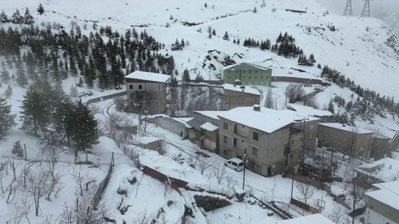 Mart ayında kar kabusu! 82 yerleşim yerine ulaşım sağlanamıyor