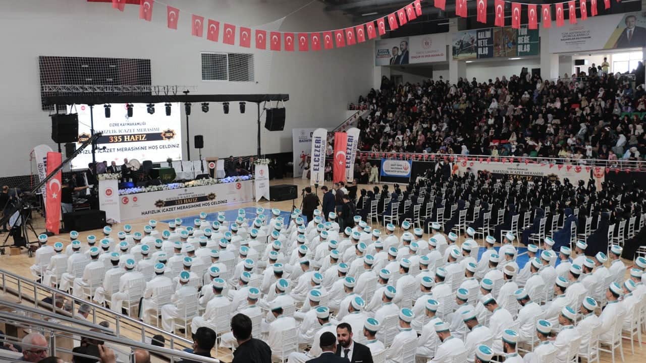 Maşallah! 335 öğrenci icazet sevinci yaşadı